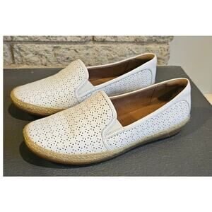 Clarks Danelly Molly White Leather Perforated Slip On Comfort Shoes , New, Sz 8